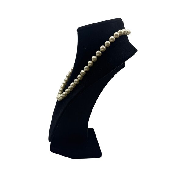 Vintage Faux Pearl Necklace Gold Tone Clasp Beaded Strand - Picture 3 of 4